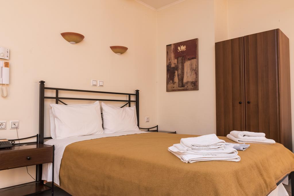 Diana Otel Makrakómi Dış mekan fotoğraf