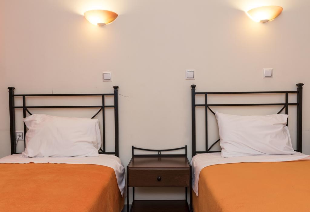 Diana Otel Makrakómi Dış mekan fotoğraf